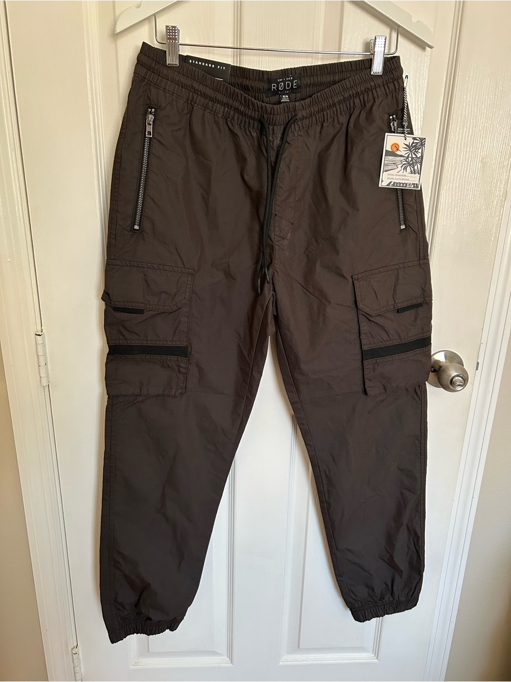 Rode Men's Dark Brown Cargo Joggers with Utility Pockets